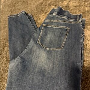 Arula Women’s Jeans